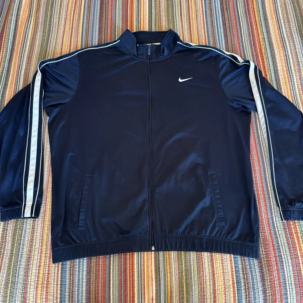 Nike Men's Navy Blue/White 2 piece tracksuit. Jacket 2XLT. Pants XLT sweatsuit